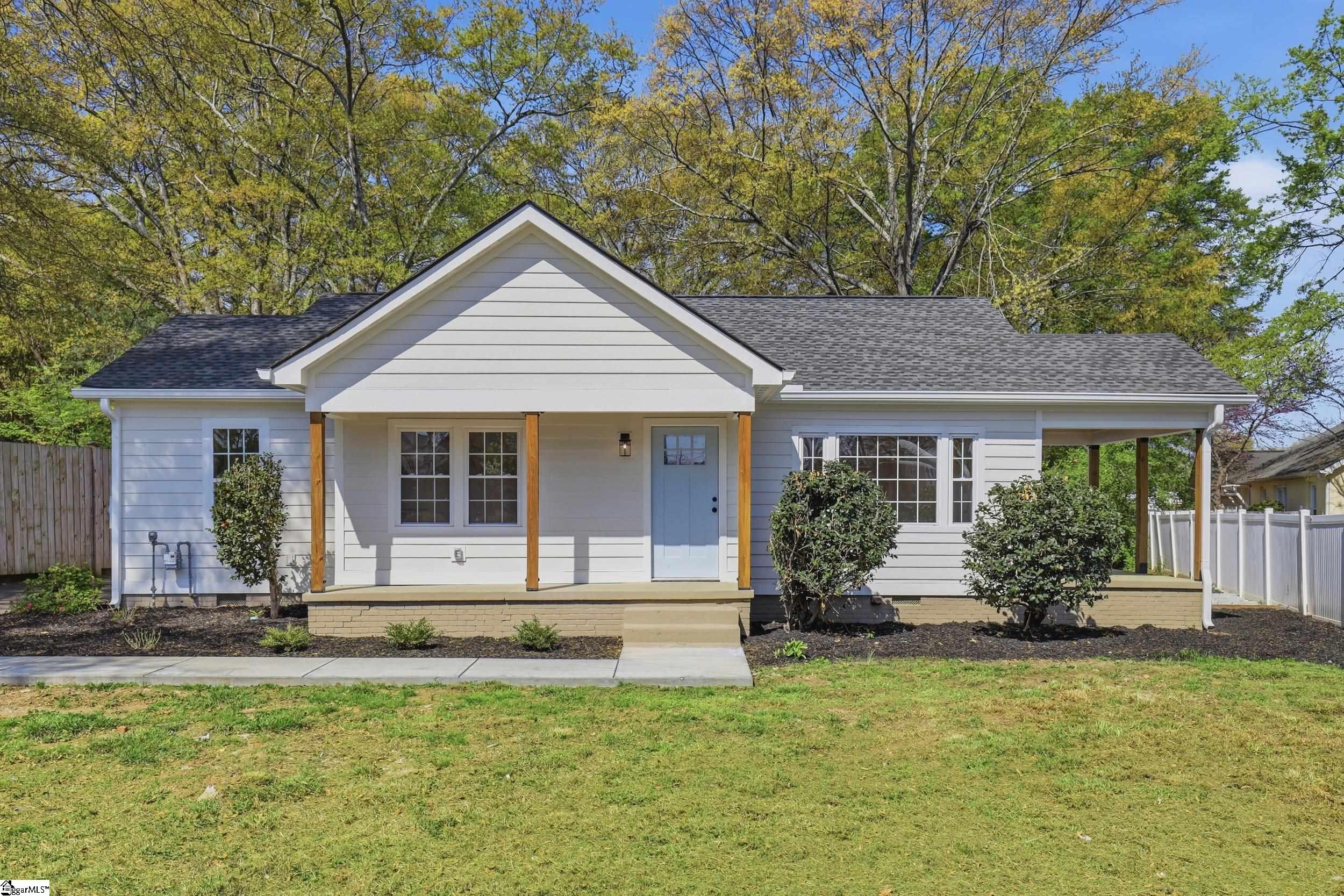 4 Wembley Road Greenville, SC 29607 - Photo 1 of 41 Gallery Image 1