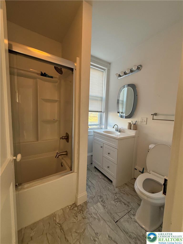 500 Belfast Road Nazareth, PA 18064 - Photo 31 of 36 a bathroom with a sink a toilet and shower
