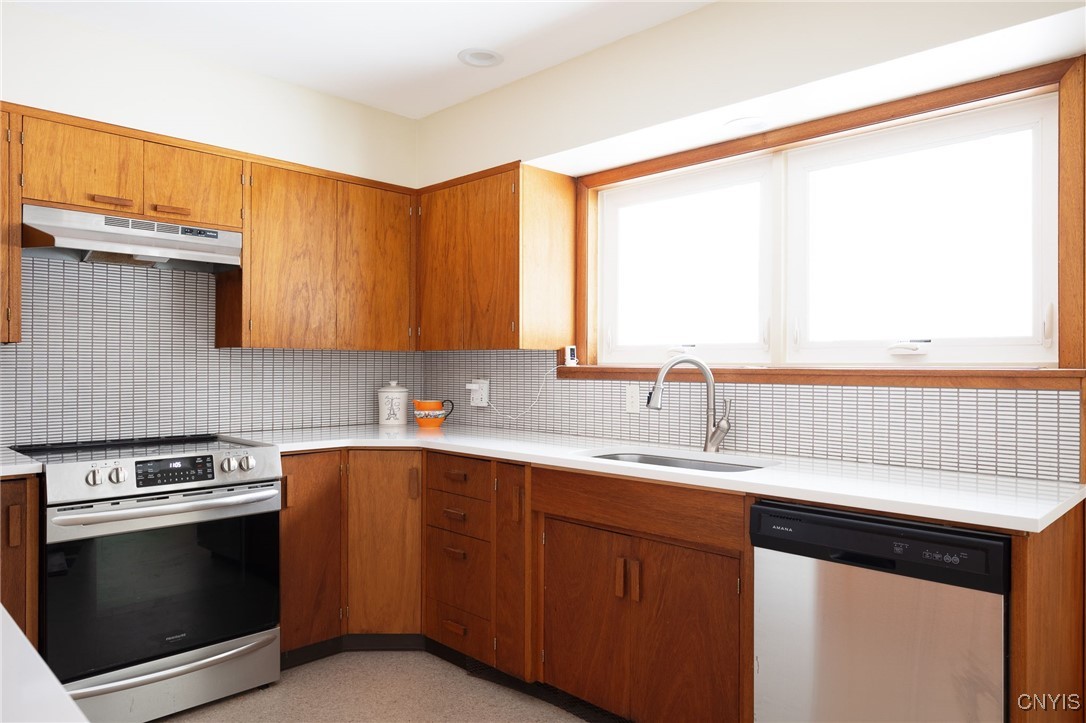 1417 Sunset Ridge Watertown, NY 13601 - Photo 13 of 49 Gallery Image 13