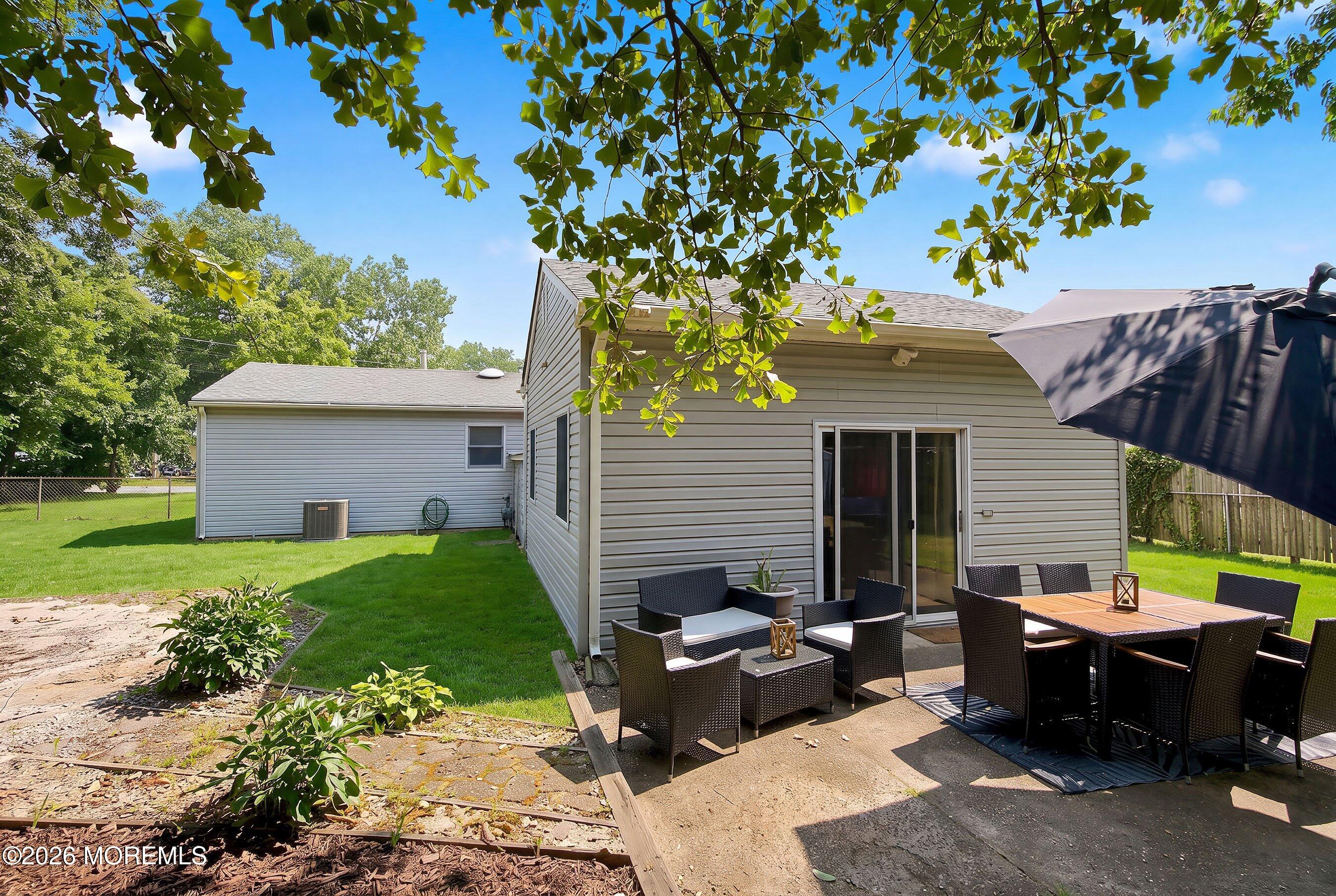 17 Locust Road Howell, NJ 07731 - Photo 20 of 23 22-Patio 1