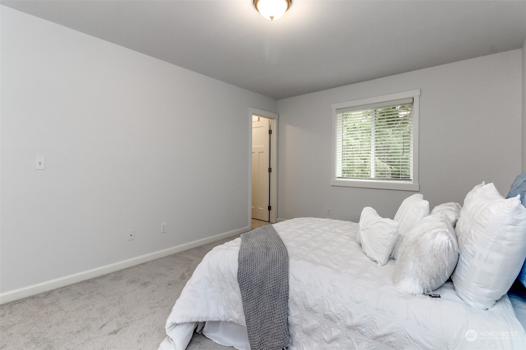 14423 156th Avenue Southeast Renton, WA 98059 - Photo 30 of 40 Gallery Image 30