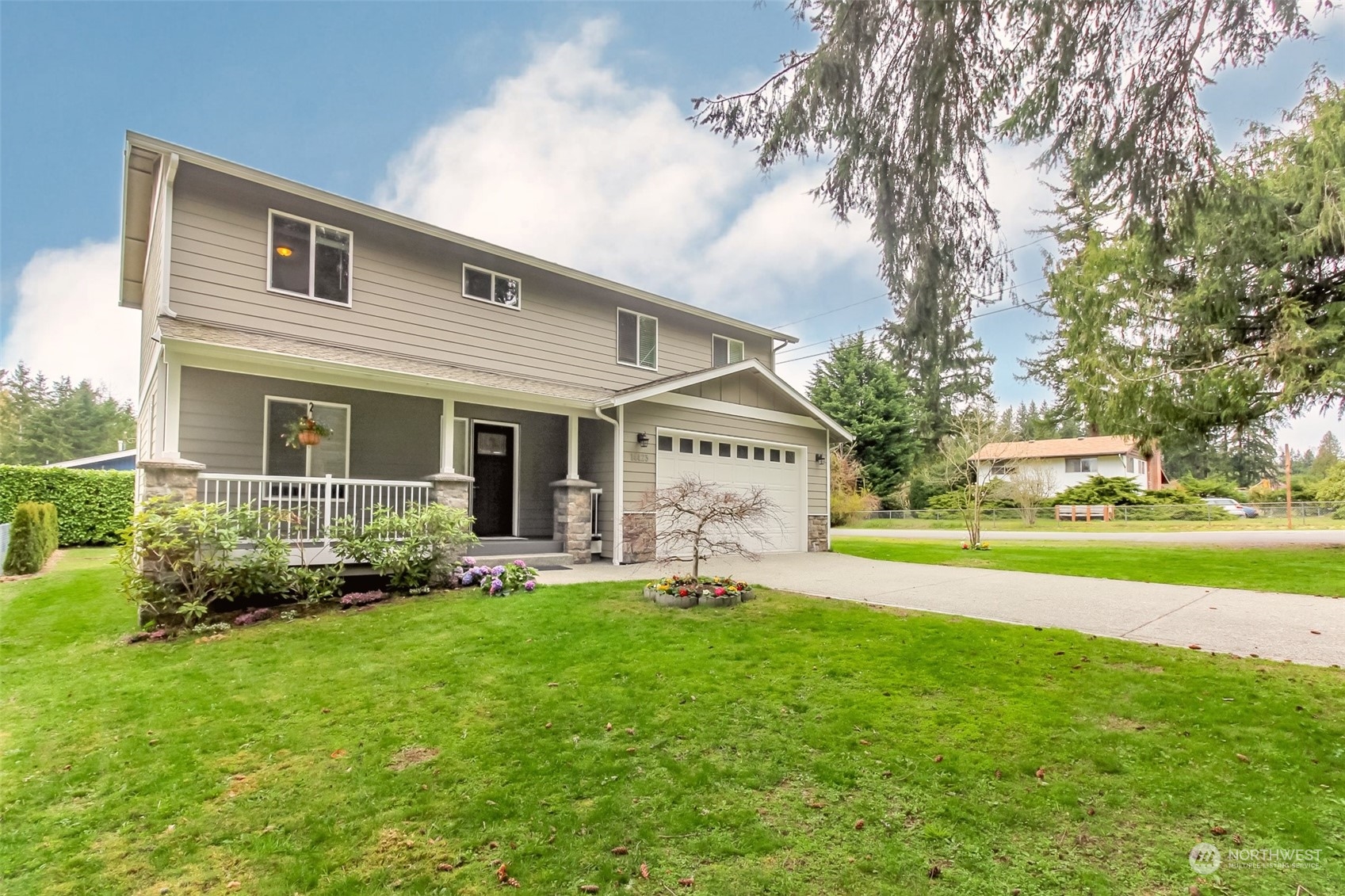 14423 156th Avenue Southeast Renton, WA 98059 - Photo 3 of 40 Gallery Image 3