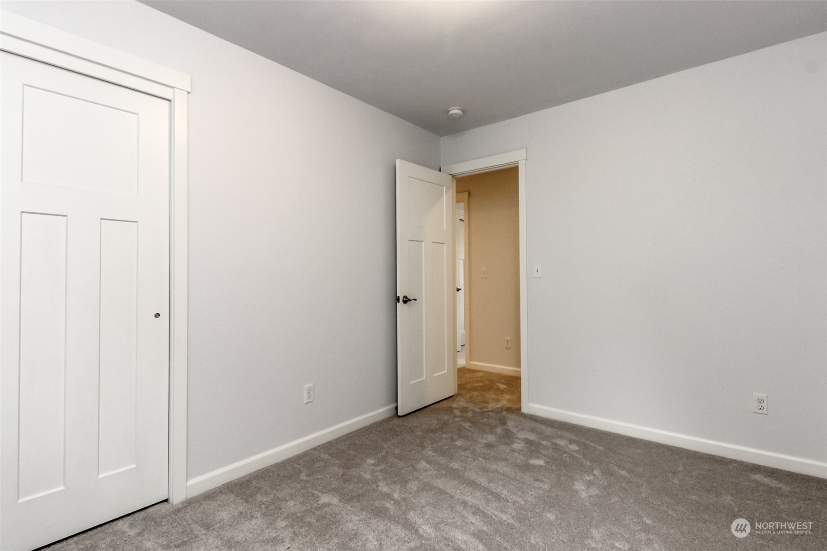 14423 156th Avenue Southeast Renton, WA 98059 - Photo 38 of 40 Gallery Image 38
