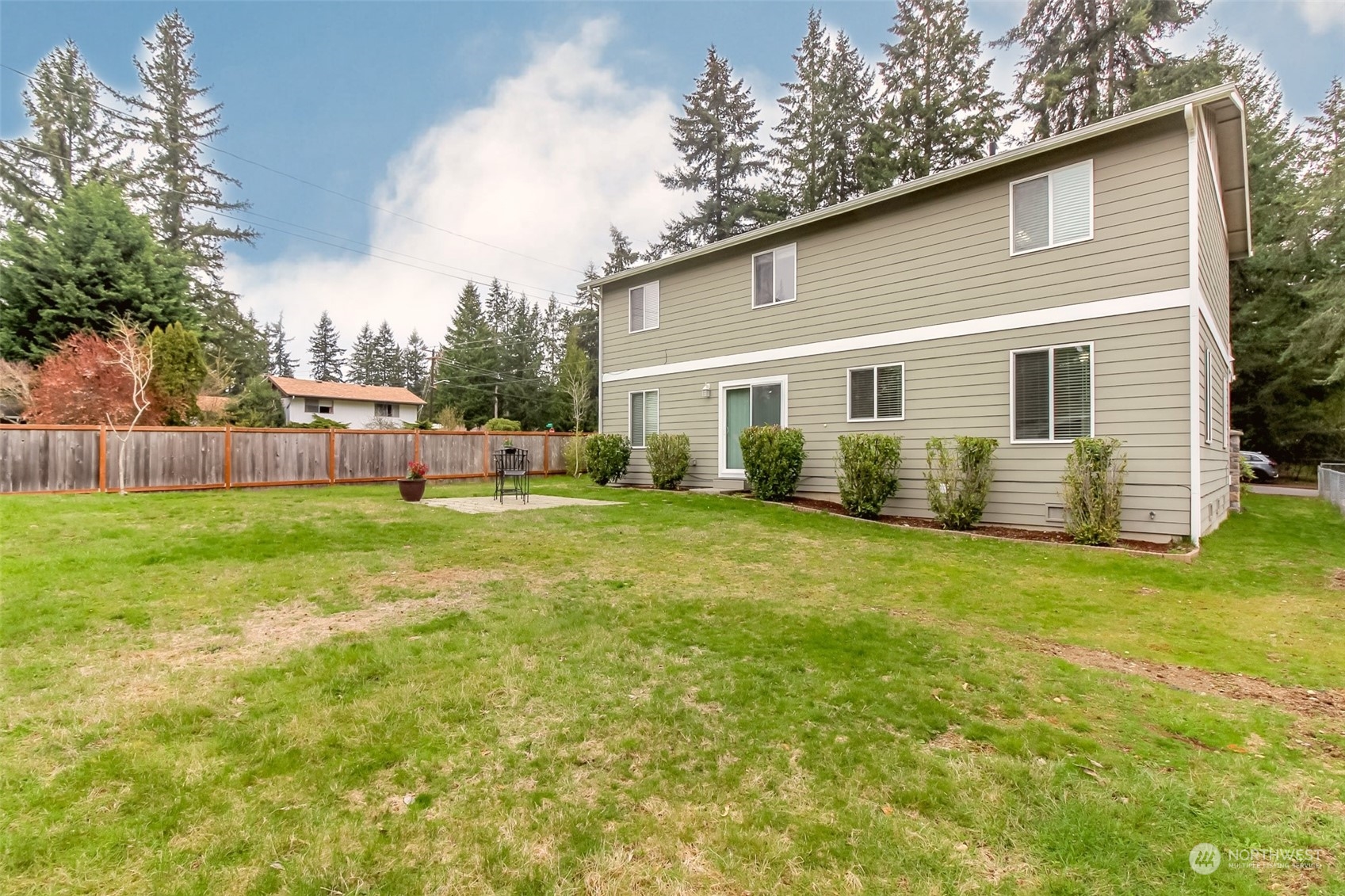 14423 156th Avenue Southeast Renton, WA 98059 - Photo 6 of 40 Gallery Image 6