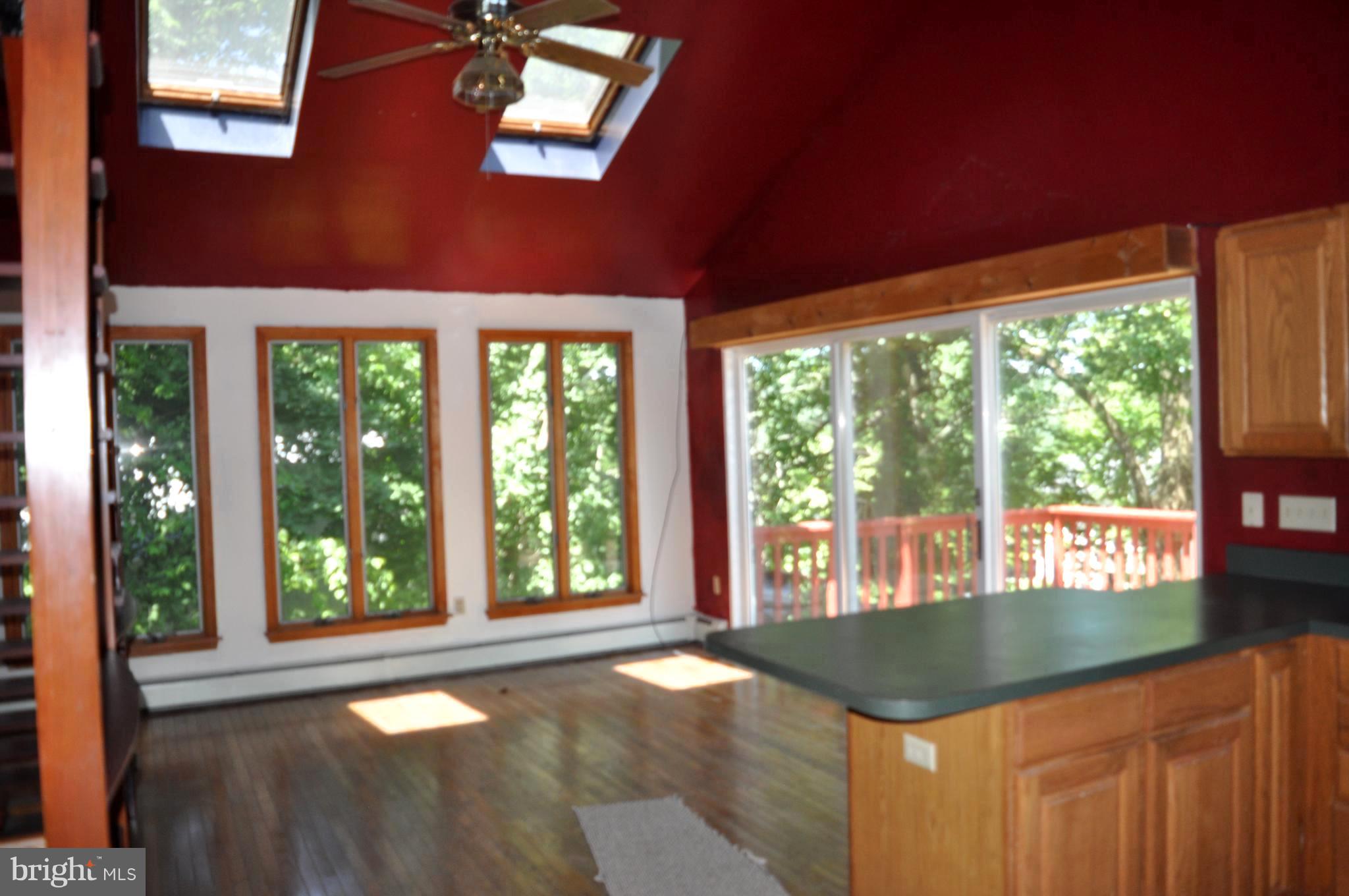 14618 Water Company Road Cascade, MD 21719 - Photo 21 of 105 kitchen / eating area