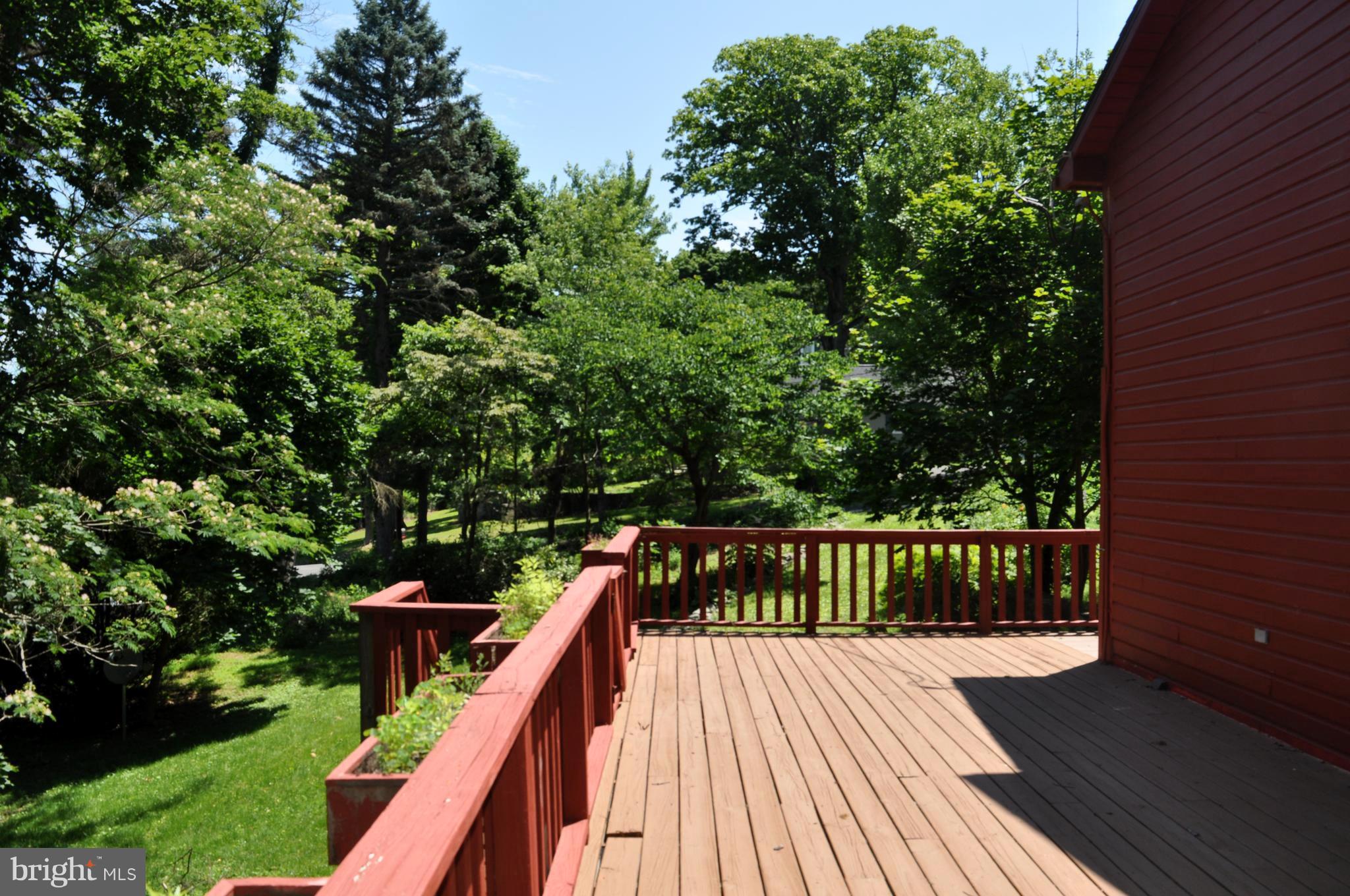 14618 Water Company Road Cascade, MD 21719 - Photo 6 of 105 Deck off kitchen