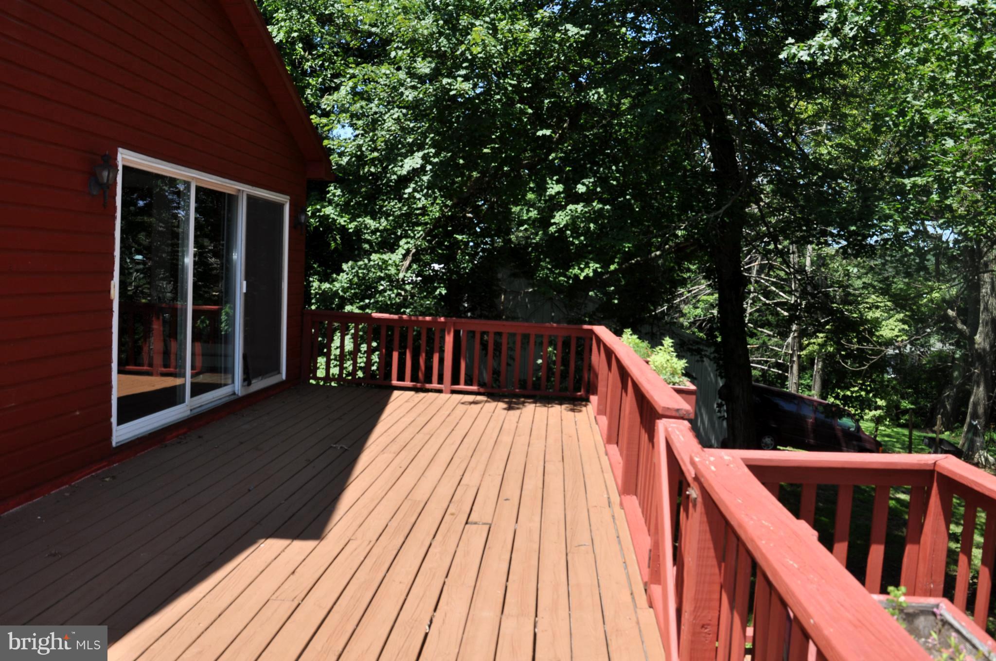 14618 Water Company Road Cascade, MD 21719 - Photo 7 of 105 Deck off kitchen