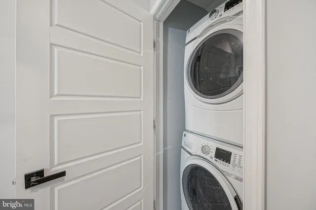 $524,900 | 1156 South 52nd Street, Philadelphia, PA 19143