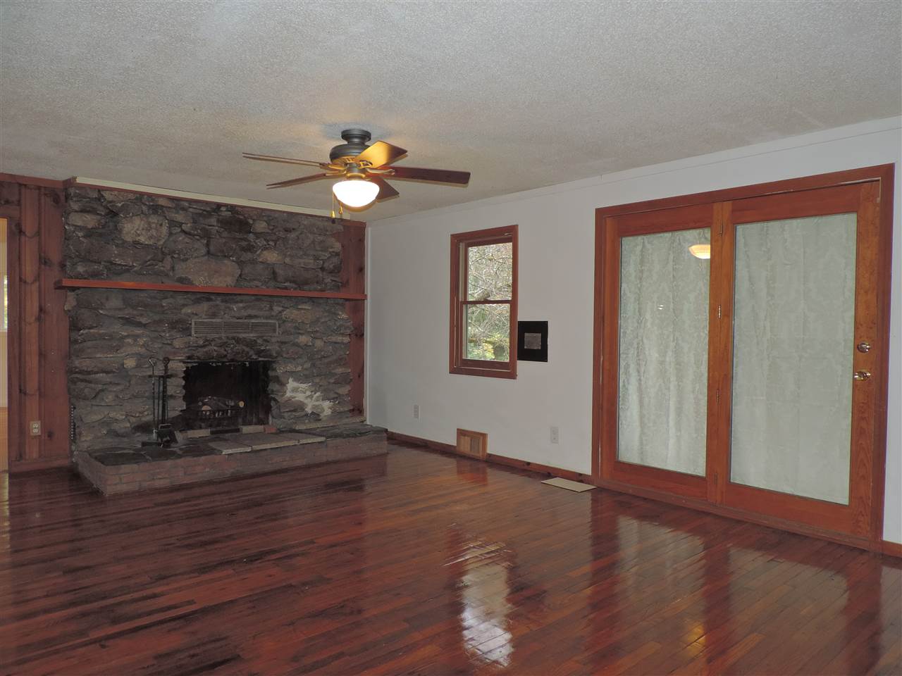 107 Walker Brook Road Mason, NH 03048 - Photo 4 of 13