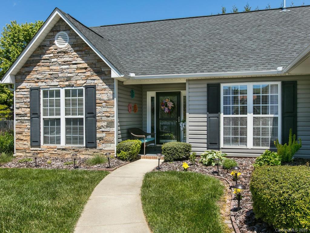 166 Farm Valley Road Fletcher, NC 28732 - Photo 2 of 32