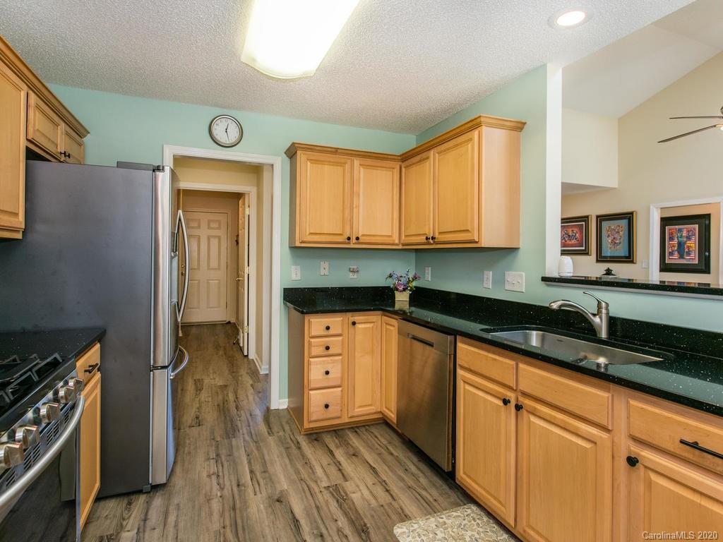 166 Farm Valley Road Fletcher, NC 28732 - Photo 8 of 32