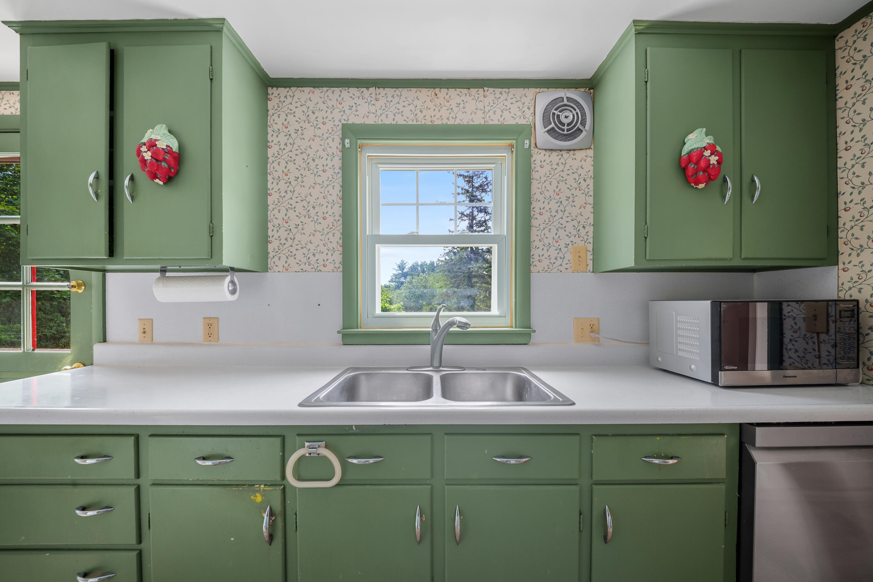 157 Old Road Eliot, ME 03903 - Photo 8 of 46 DSC08374
