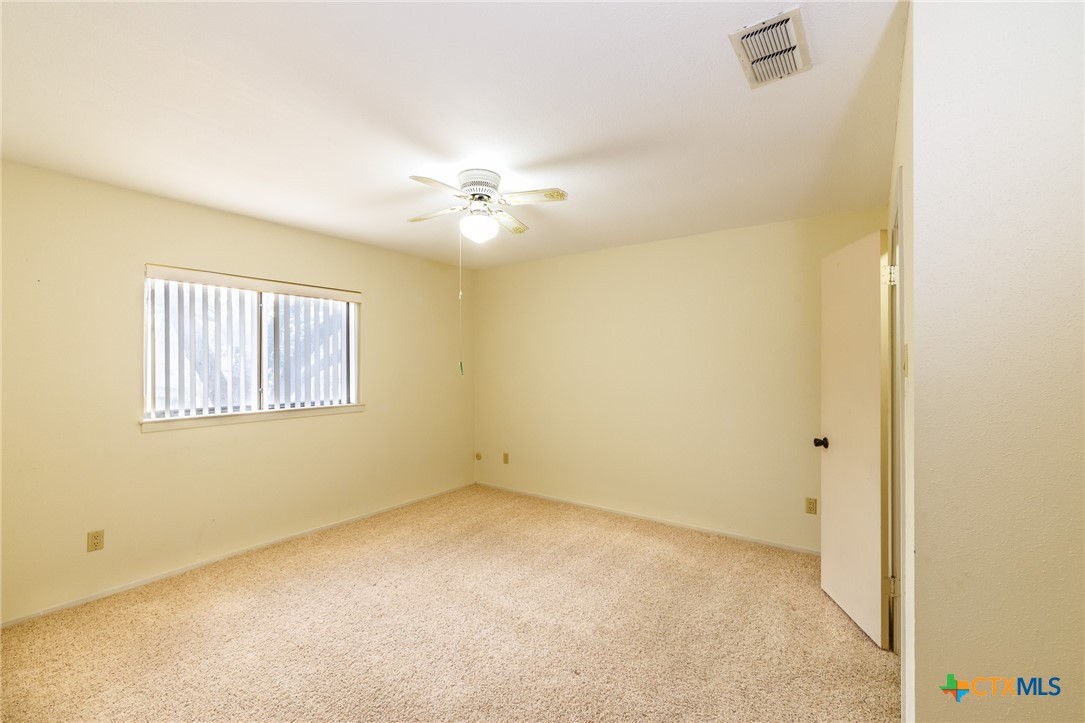 209 Coventry Lane Seguin, TX 78155 - Photo 31 of 48