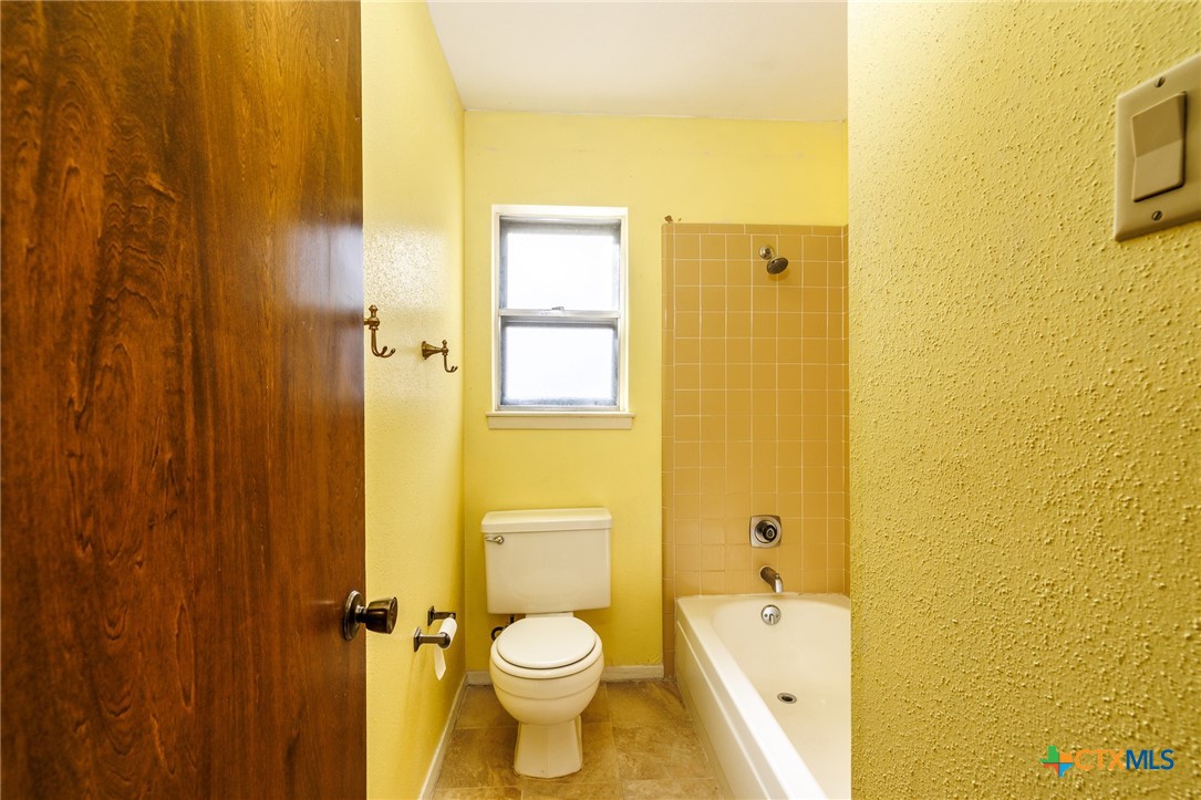 209 Coventry Lane Seguin, TX 78155 - Photo 38 of 48