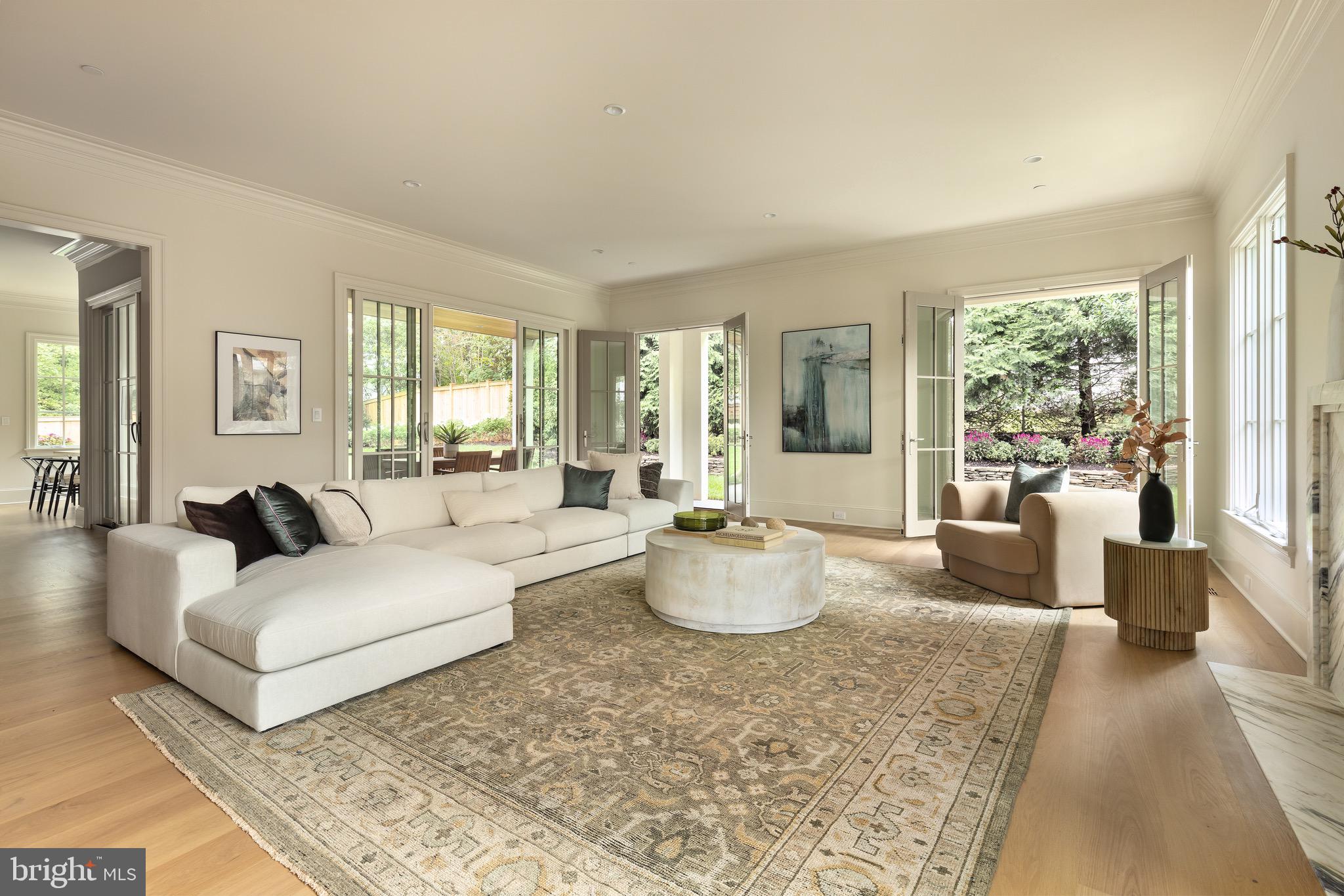 2934 Ellicott Terrace Northwest Washington, DC 20008 - Photo 15 of 55 a living room with furniture and a large window