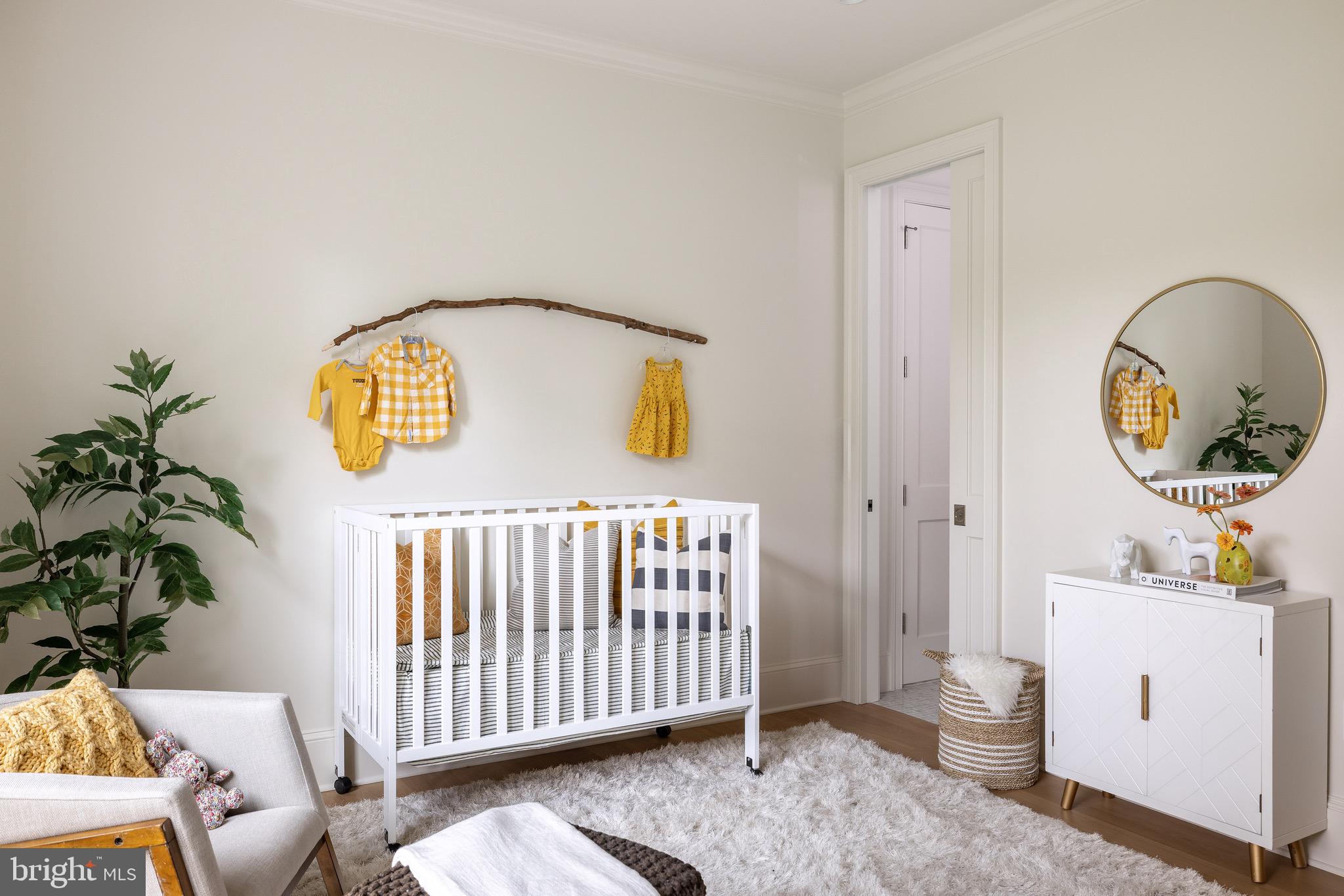 2934 Ellicott Terrace Northwest Washington, DC 20008 - Photo 21 of 55 a view of livingroom with furniture