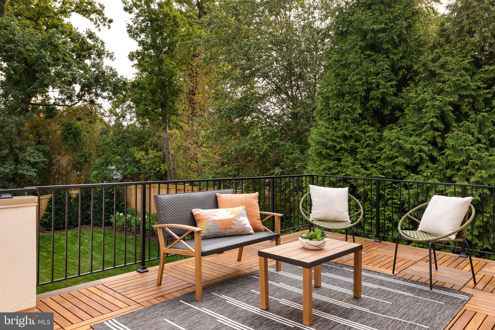 2934 Ellicott Terrace Northwest Washington, DC 20008 - Photo 24 of 55