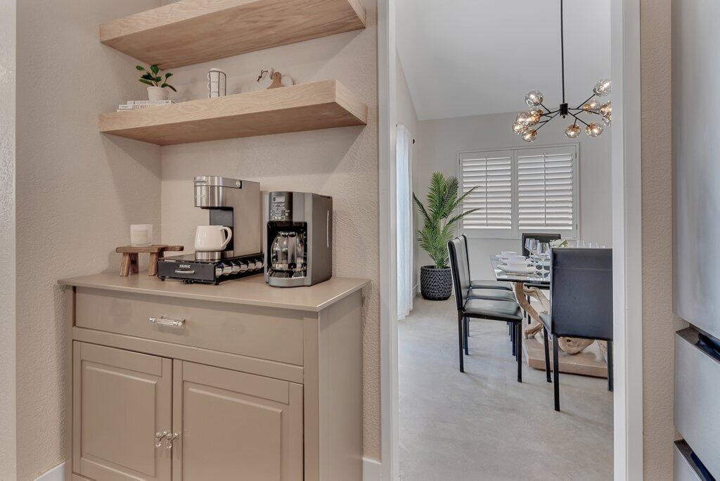 46352 Willow Lane Indio, CA 92201 - Photo 27 of 131 a view of a room with a table and chairs
