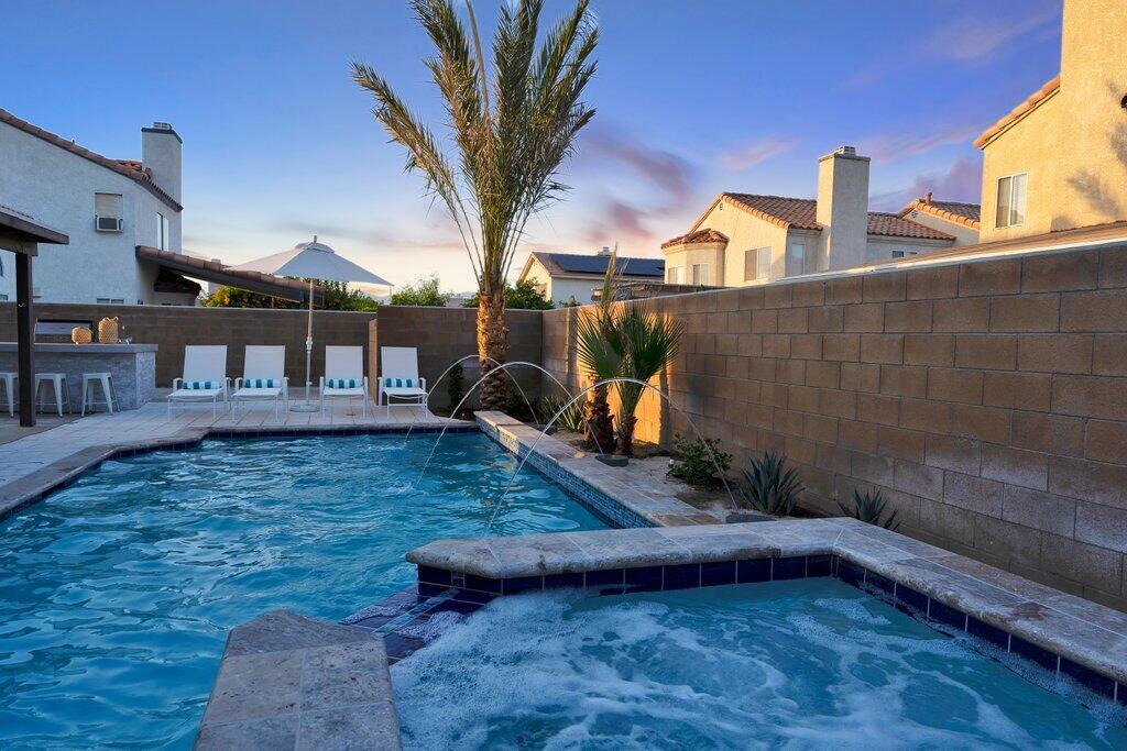 46352 Willow Lane Indio, CA 92201 - Photo 95 of 131 a view of a house with a yard