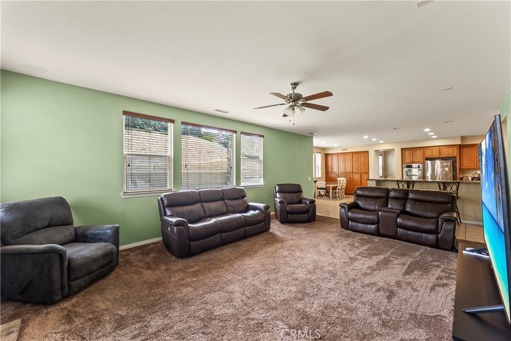 11486 Floyd Circle Beaumont, CA 92223 - Photo 15 of 47