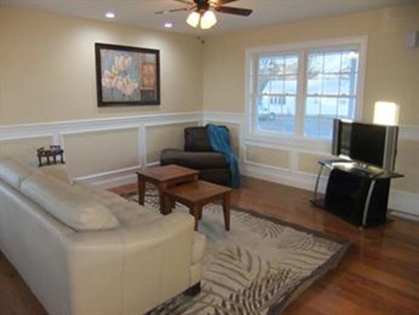 7 Rollins Street Springfield, MA 01109 - Photo 7 of 22