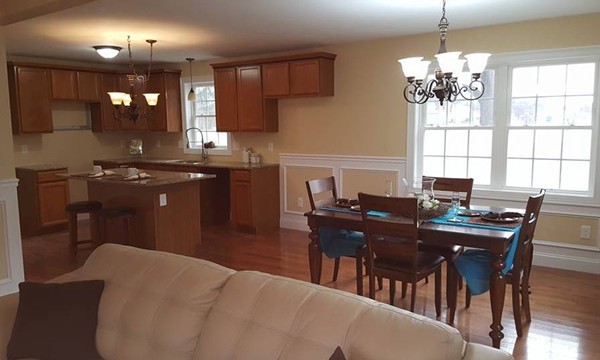 7 Rollins Street Springfield, MA 01109 - Photo 8 of 22