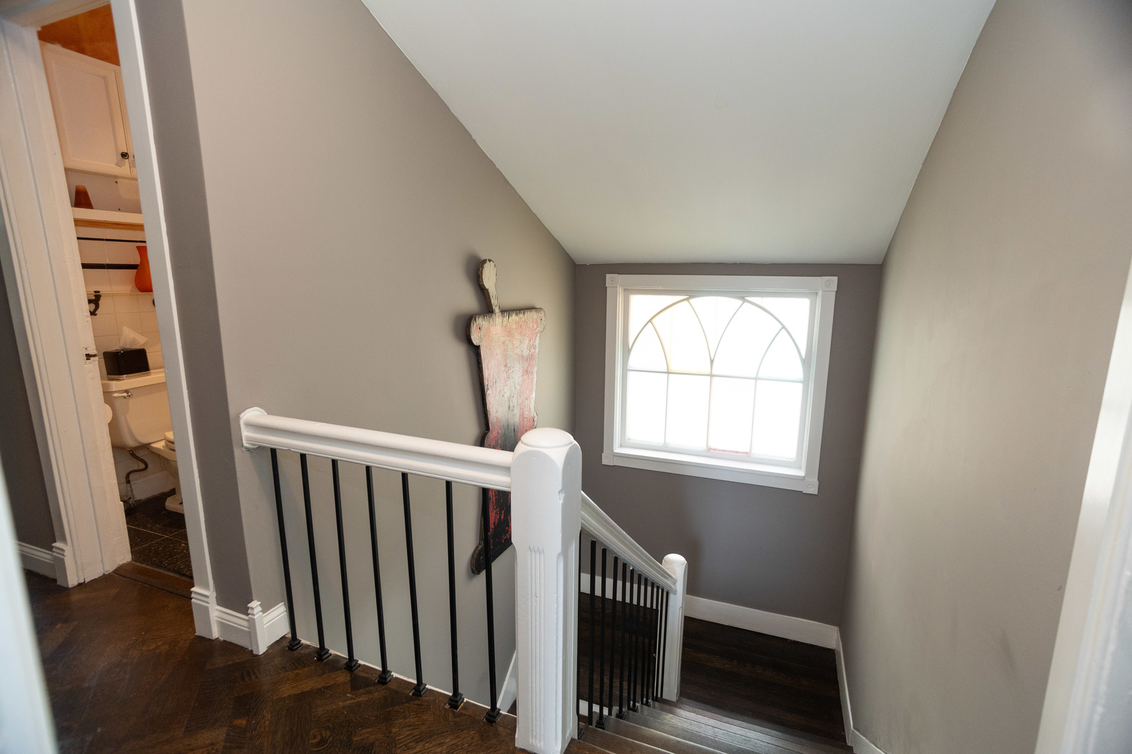 1663 West Farwell Avenue Chicago, IL 60626 - Photo 13 of 29 a view of hallway with stairs