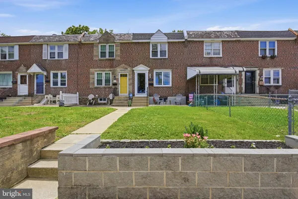 $199,999 | 126 South Church Street, Clifton Heights, PA 19018