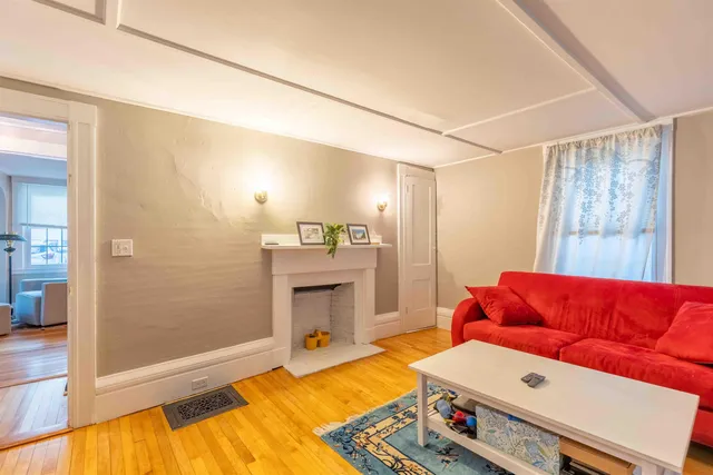 $3,000 | 151 Locust Street, Dover, NH 03820