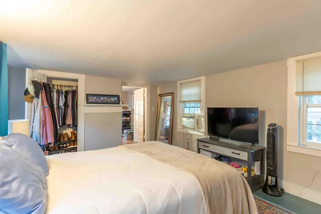 $3,000 | 151 Locust Street, Dover, NH 03820