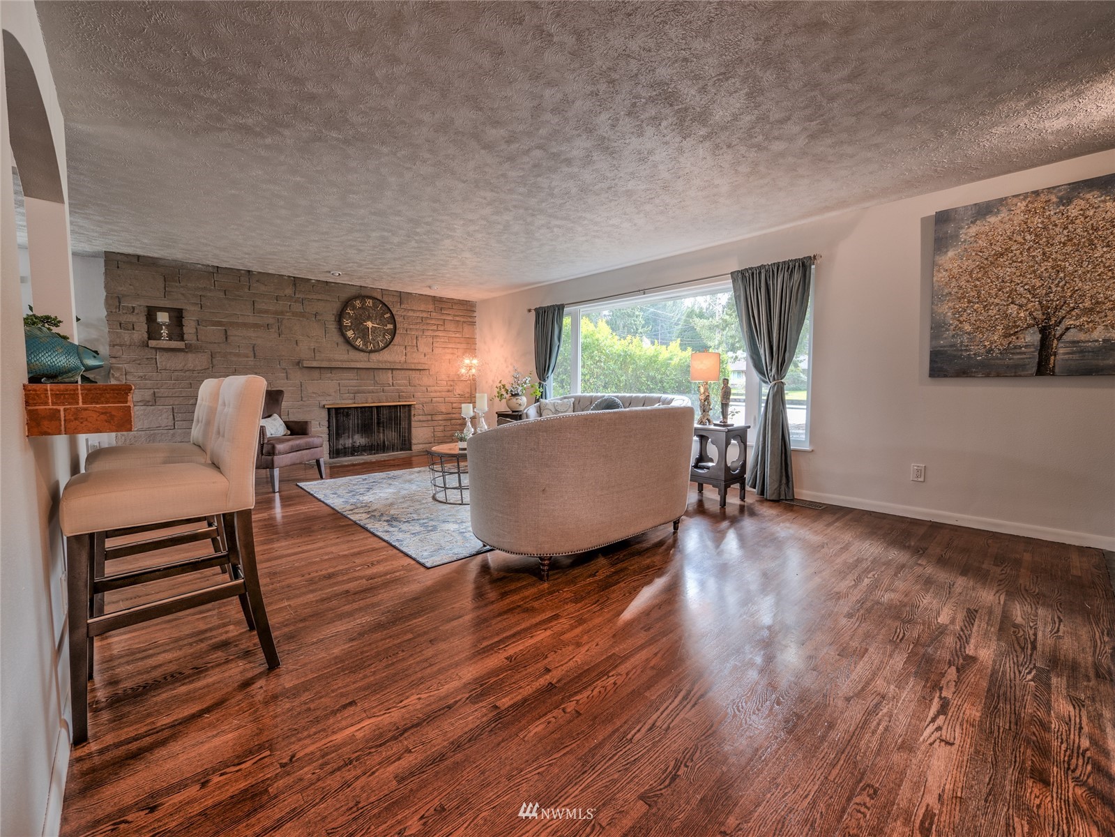 10309 Hipkins Road Southwest Lakewood, WA 98498 - Photo 4 of 36 Gallery Image 4