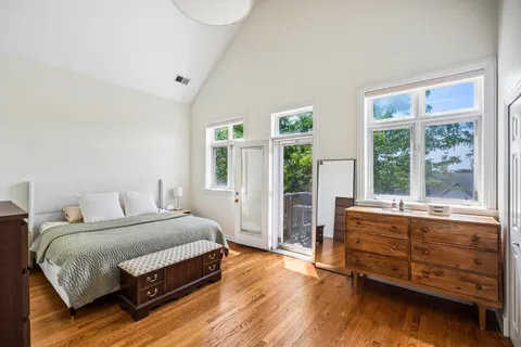$499,900 | 2001 West Addison Street, Unit 3E, Chicago, IL 60618