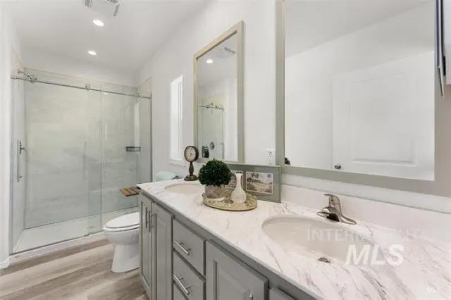 $2,100 | 421 South Curtis Road, Unit 208, Boise, ID 83705