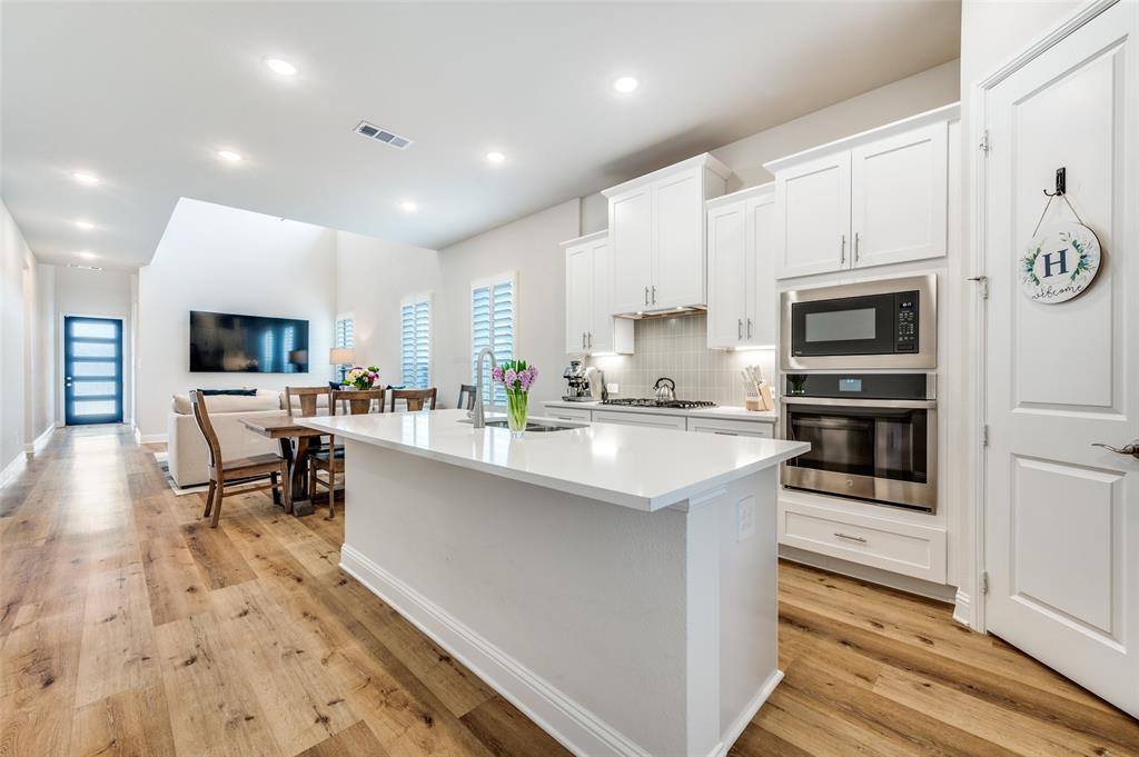 10990 Prairie Rose Road Frisco, TX 75035 - Photo 4 of 25