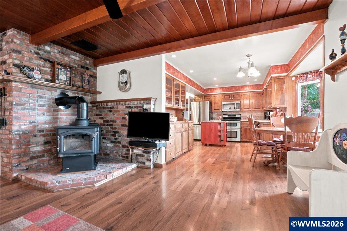 34361 Riverside Drive Albany, OR 97321 - Photo 8 of 50