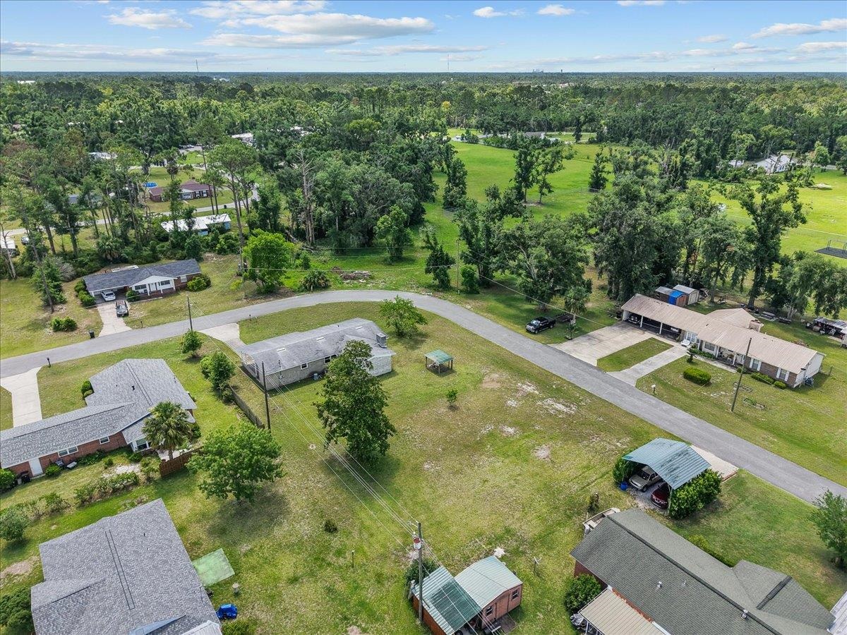 203 Forest Circle Perry, FL 32347 - Photo 7 of 39