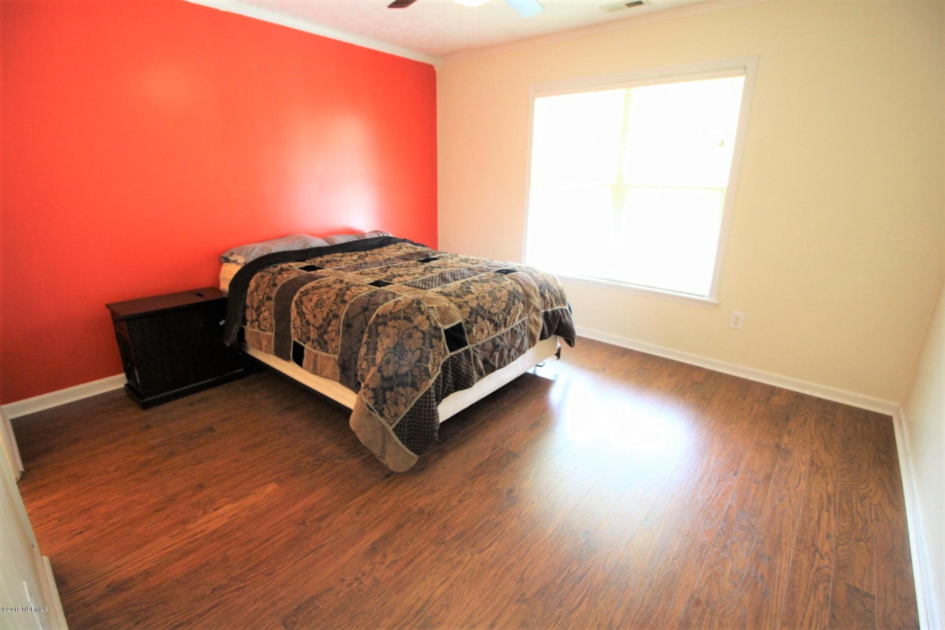 211 Foxhall Road Newport, NC 28570 - Photo 37 of 49 IMG_4885