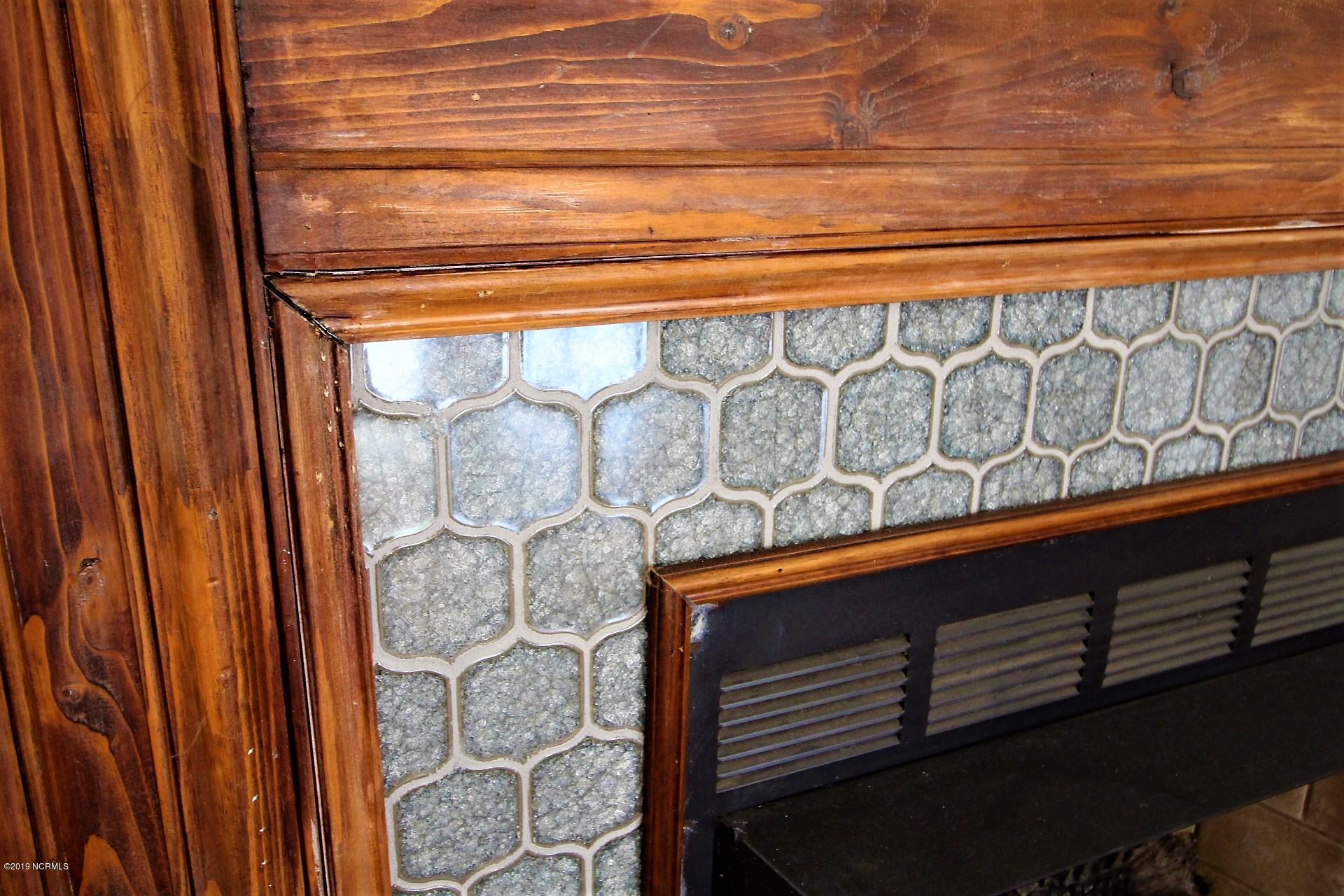 211 Foxhall Road Newport, NC 28570 - Photo 9 of 49 Gorgeous tile