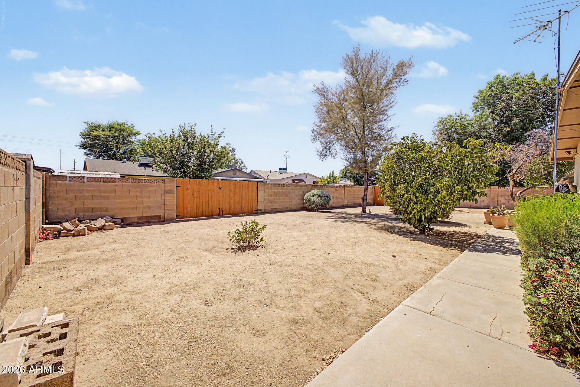 3753 West Dalphin Road Phoenix, AZ 85051 - Photo 35 of 35