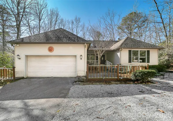 $520,000 | 30 Tala Court, Brevard, NC 28712