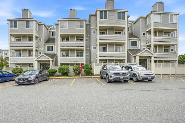 $460,000 | 200 Falls Boulevard, Unit F307, Quincy, MA 02169