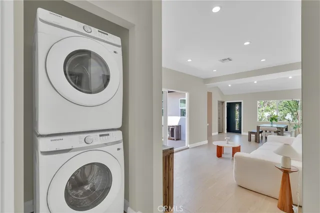 $5,000 | 1332 North Lincoln Street, Burbank, CA 91506