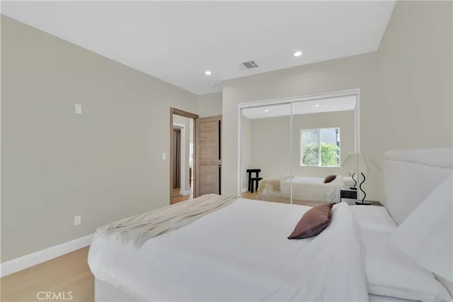 $5,000 | 1332 North Lincoln Street, Burbank, CA 91506