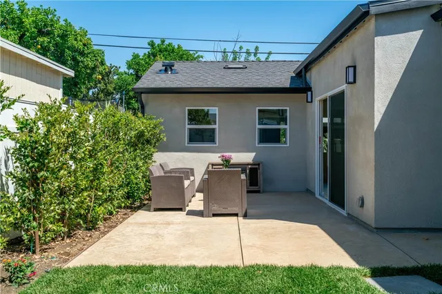 $5,000 | 1332 North Lincoln Street, Burbank, CA 91506