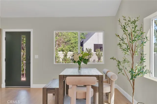 $5,000 | 1332 North Lincoln Street, Burbank, CA 91506