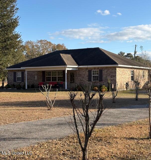 147 Howells Ferry Road Lucedale, MS 39452 - Photo 5 of 48 IMG_9675
