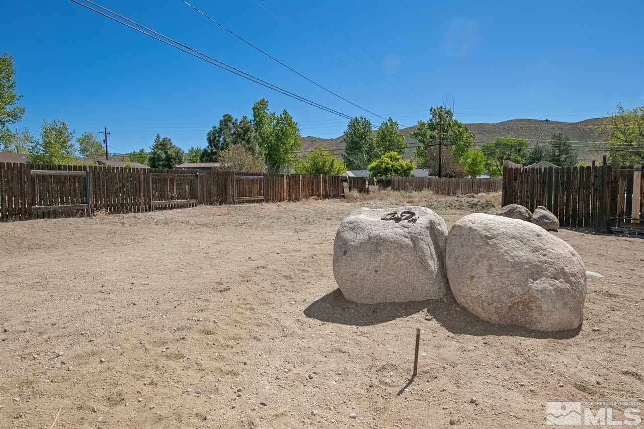 3600 Peregrine Court Reno, NV 89508 - Photo 25 of 36 a view of backyard with wooden fence