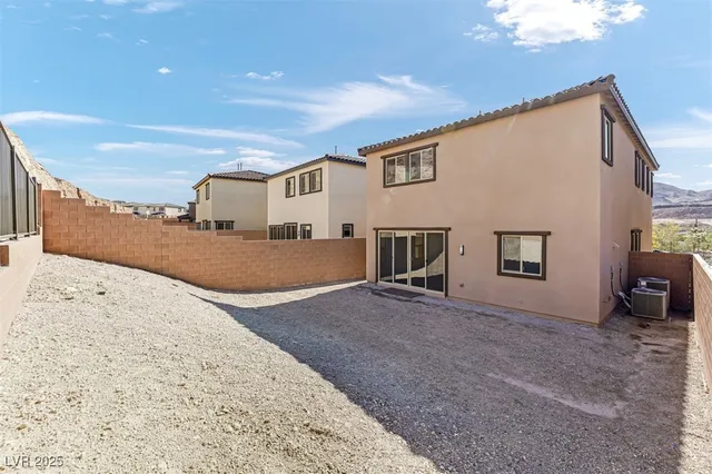 $574,900 | 58 Via Montoro, Henderson, NV 89011