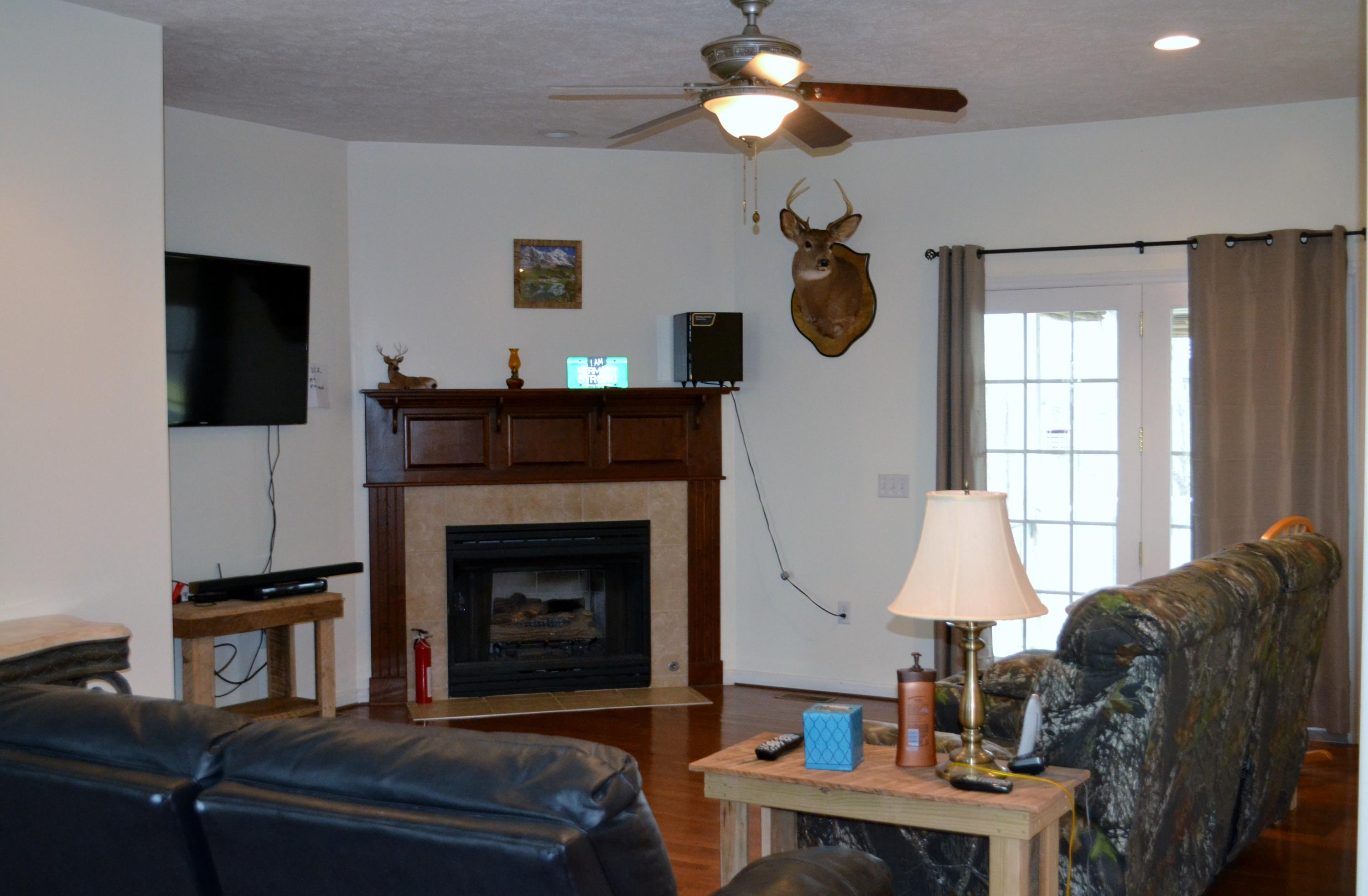 175 Kay Fork Road Union Hall, VA 24176 - Photo 14 of 62 Living