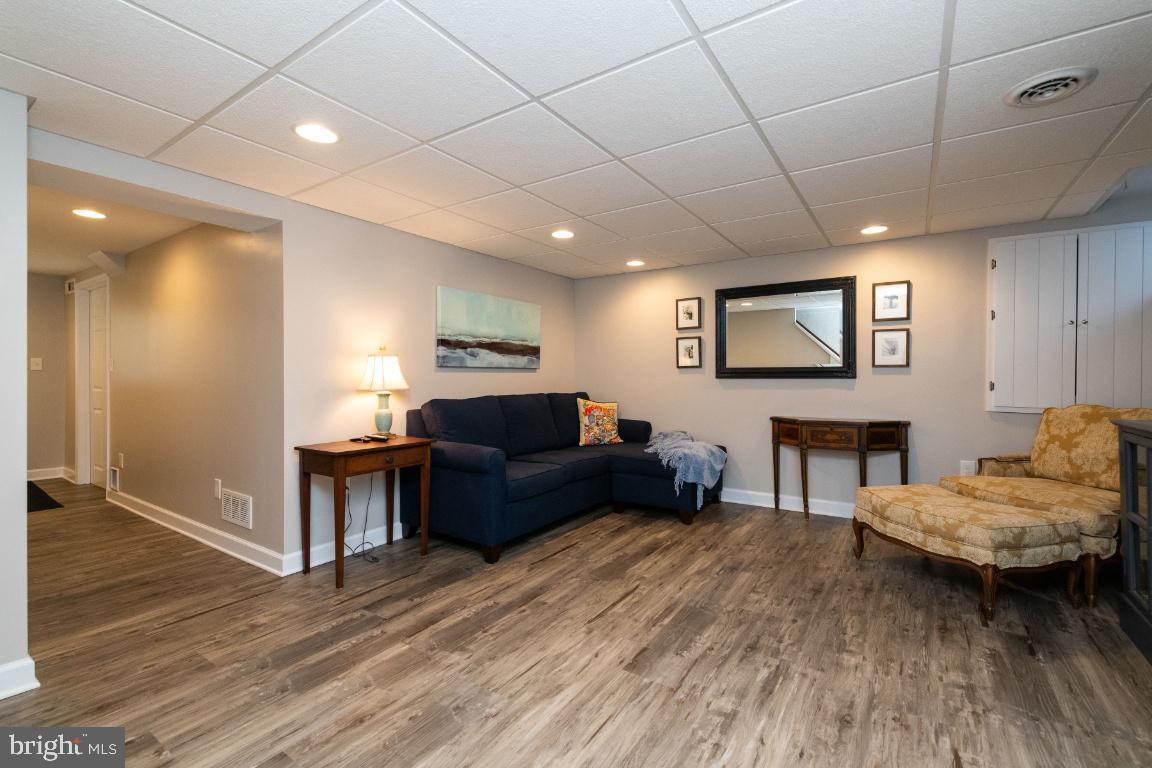 39 Regester Avenue Baltimore, MD 21212 - Photo 29 of 37